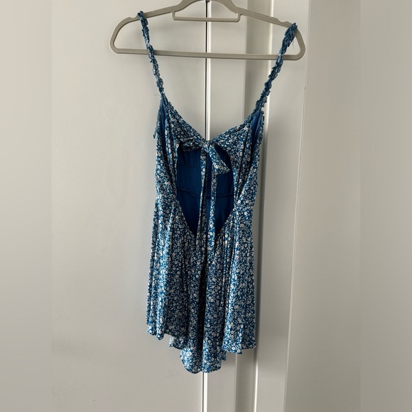 Princess Polly - Thunderclouds Romper Blue - US 8 / Blue - Picture 5 of 6